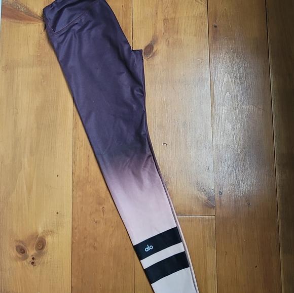 Alo airbrush leggings - Picture 2 of 5